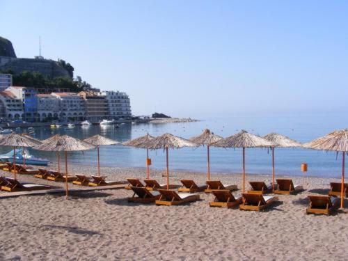 Adriatic Apartman Bečići Exterior photo